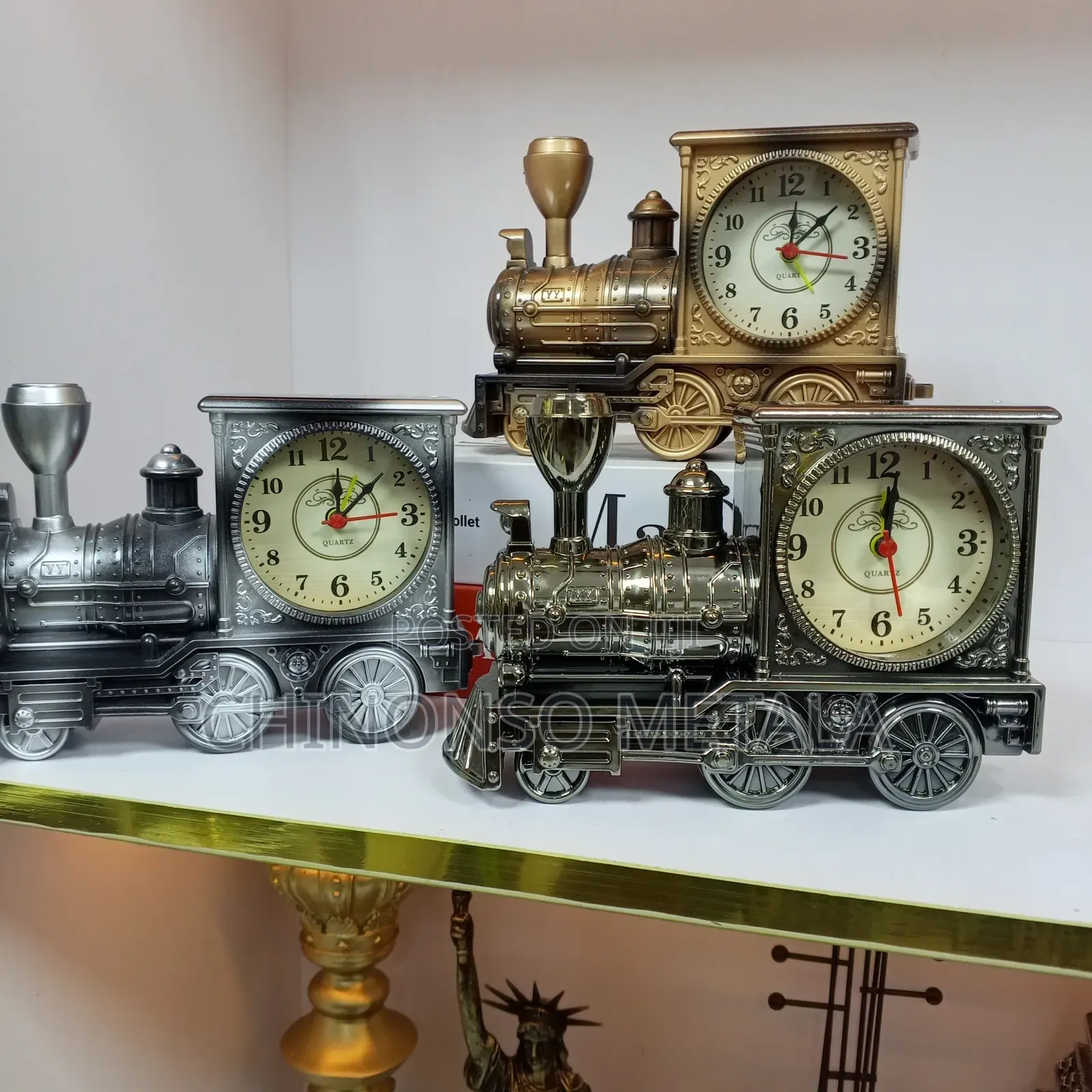 Vintage Styled Plastic Train Alarm Clock Figurines