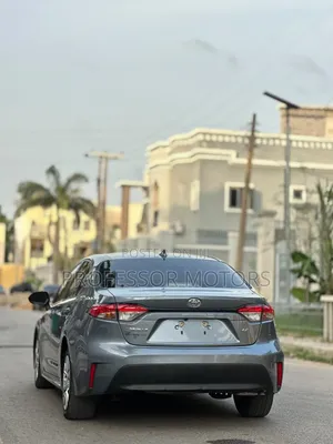 Toyota Corolla 2025 Gray