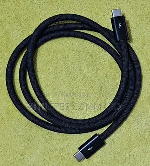 Apple Thunderbolt 4 Pro USB-C A2804 Cable