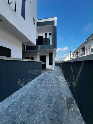 4bdrm Duplex in Lekki for sale