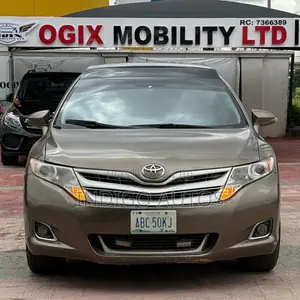 Toyota Venza 2010 Brown