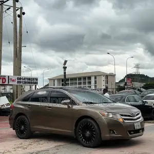 Toyota Venza 2010 Brown