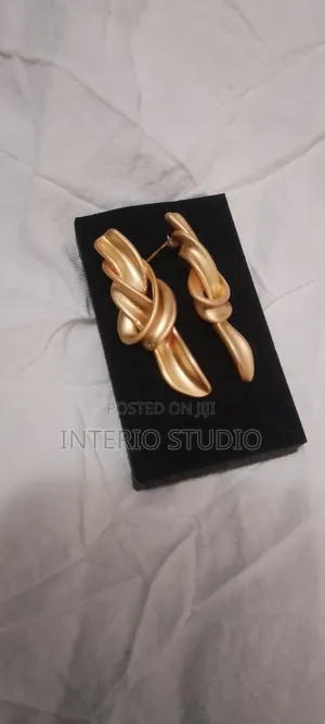 Knot Earrings