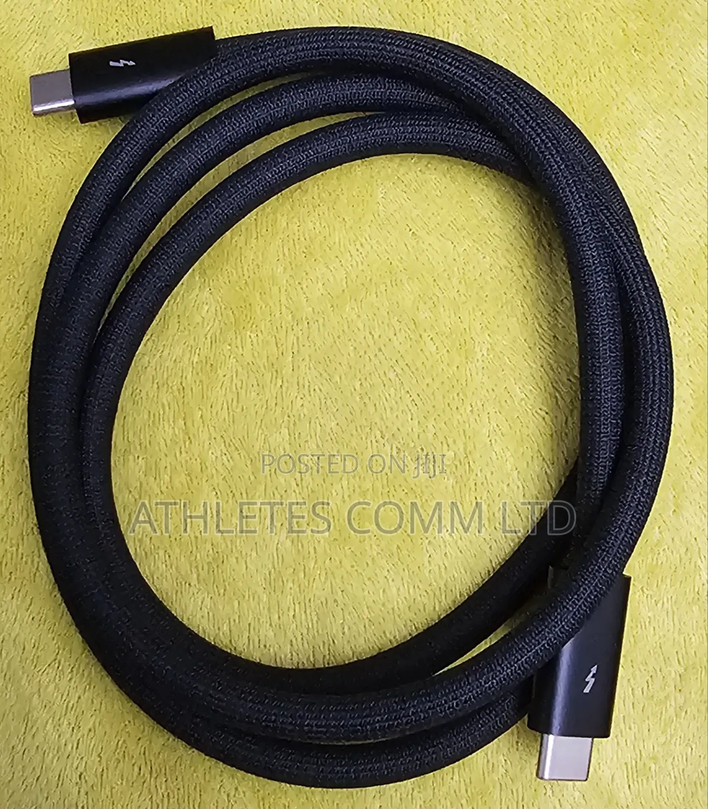 Apple Thunderbolt 5 (USB-C A3189 ) Pro Cable