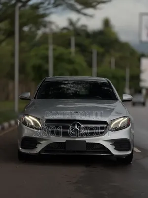 Mercedes-Benz E300 2017 Silver