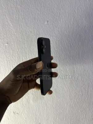 Apple iPhone 16 128 GB Black
