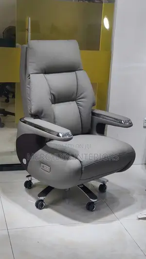 Super Executive Swivel Reclining Chair
