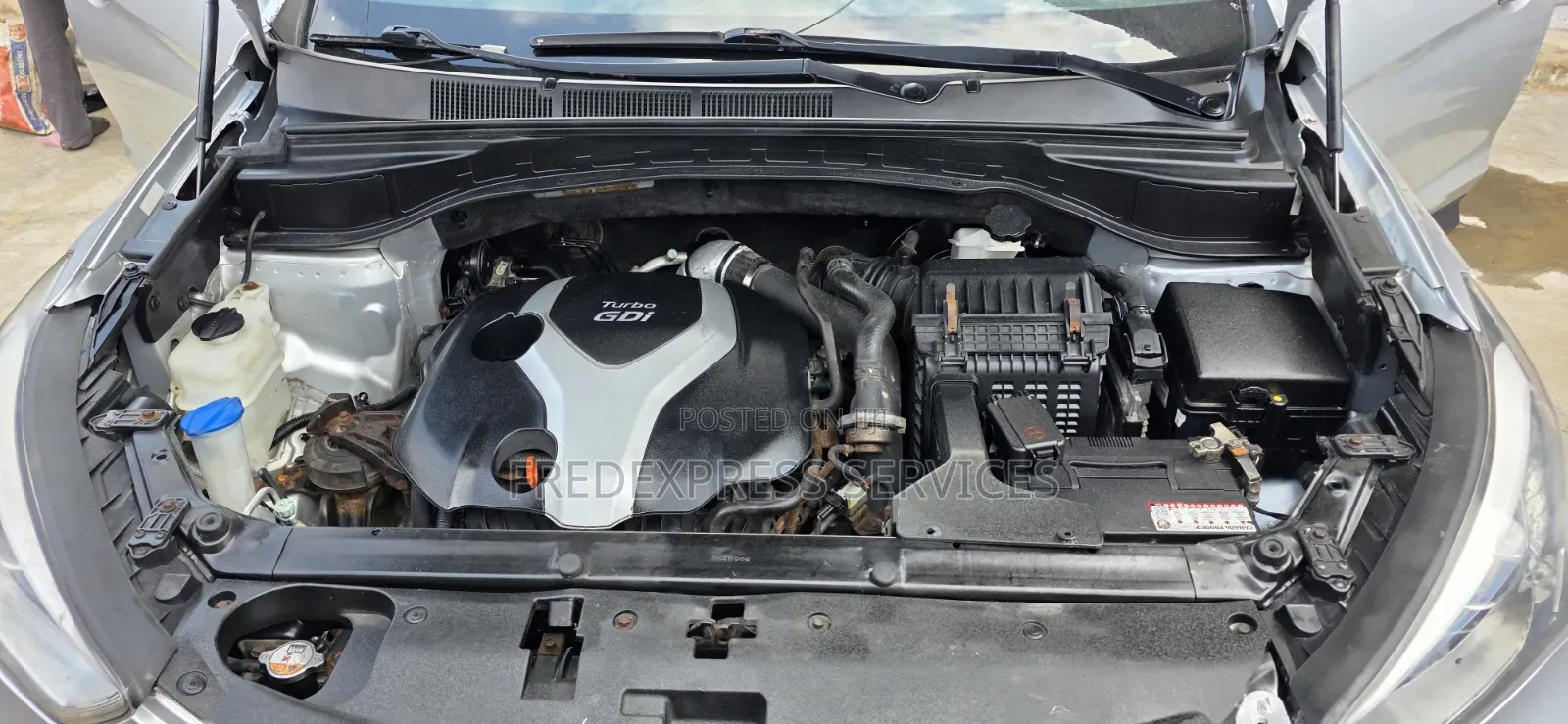 Hyundai Santa Fe SE AWD 2018 Silver