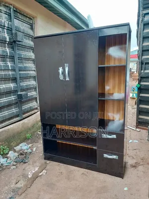 Beautiful Standard Wardrobe – Spacious Durable