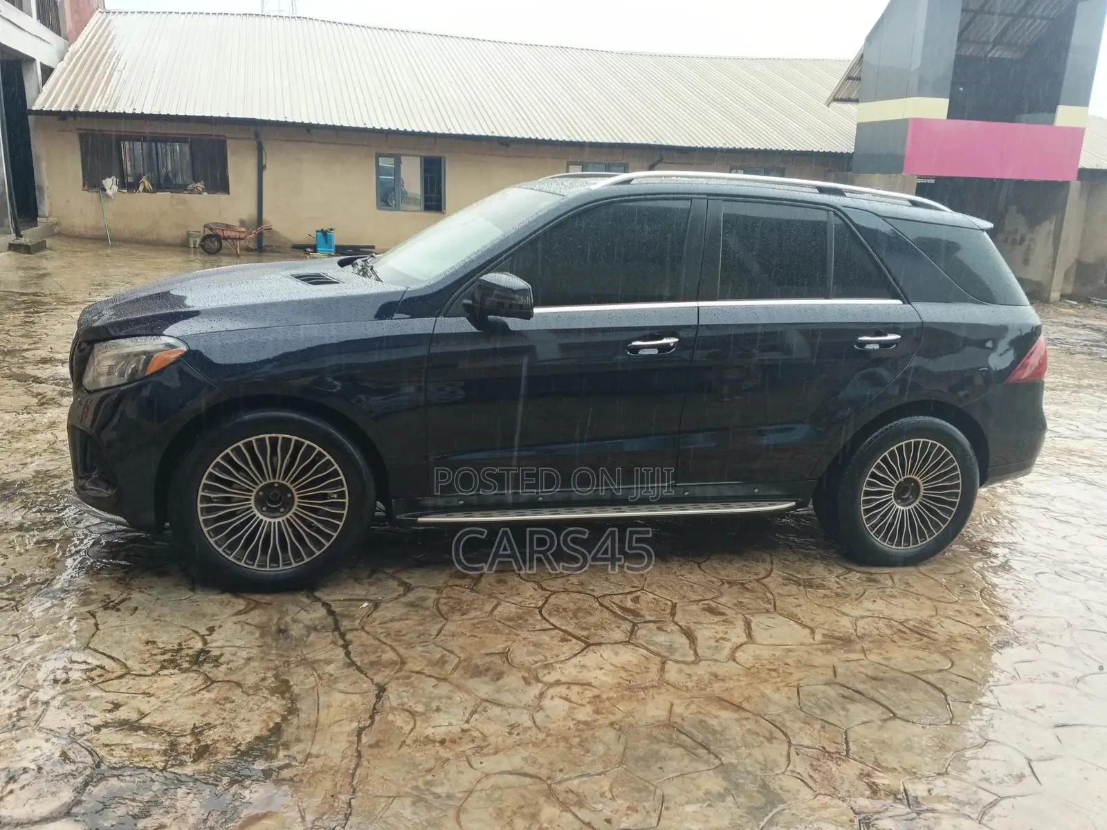 Mercedes-Benz GLE-Class 2016 Blue