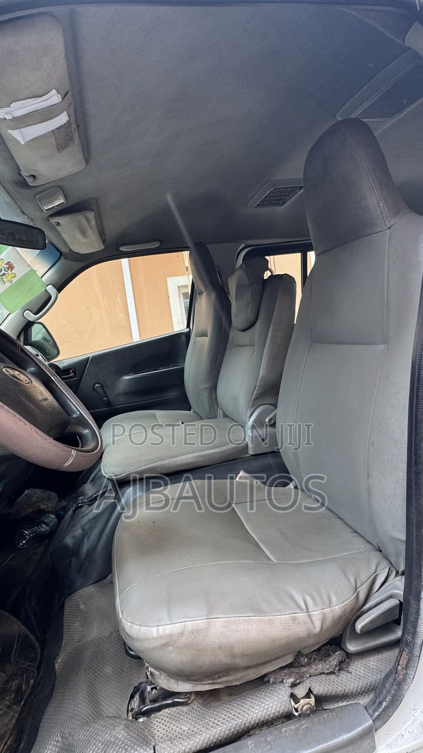 Toyota HiAce 2008 White