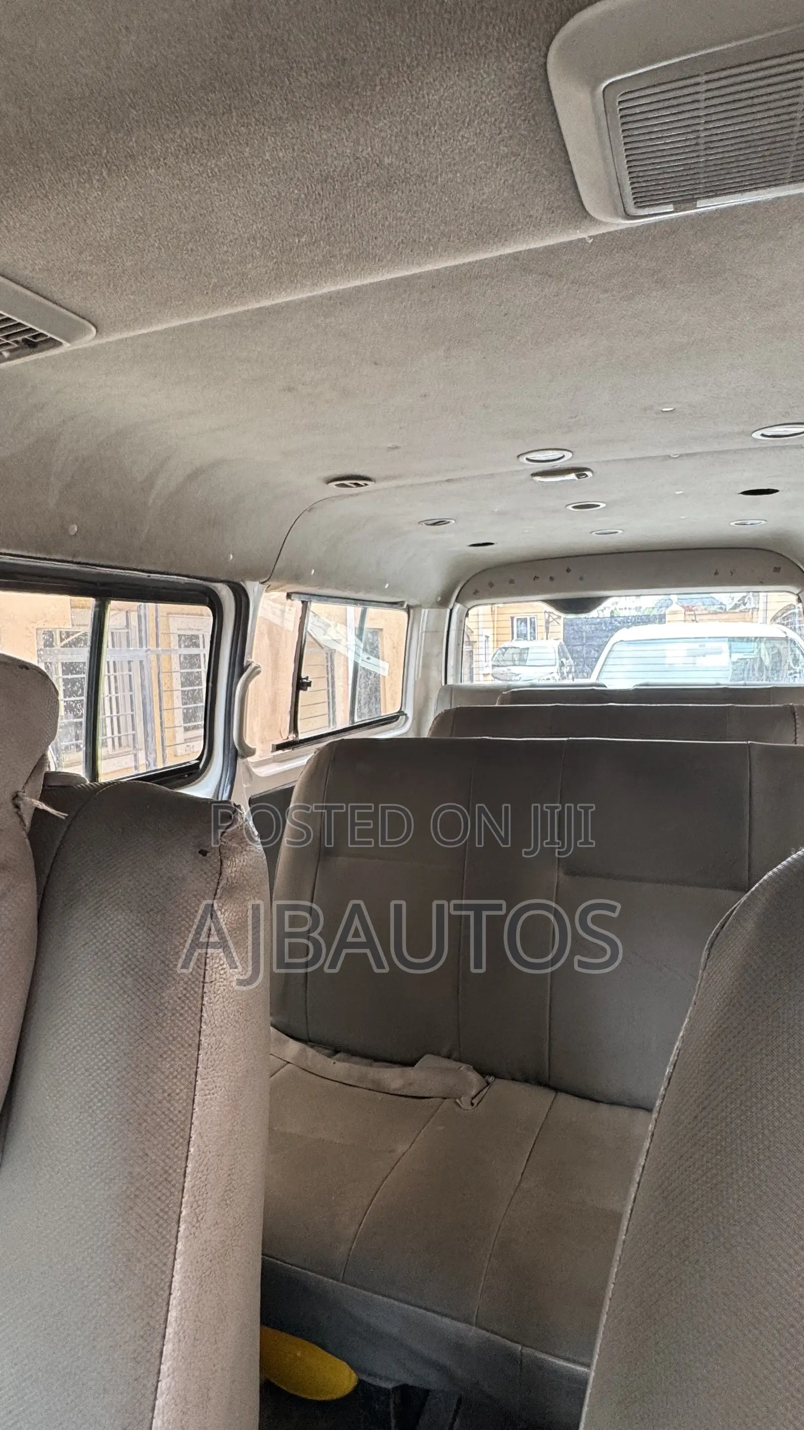 Toyota HiAce 2008 White