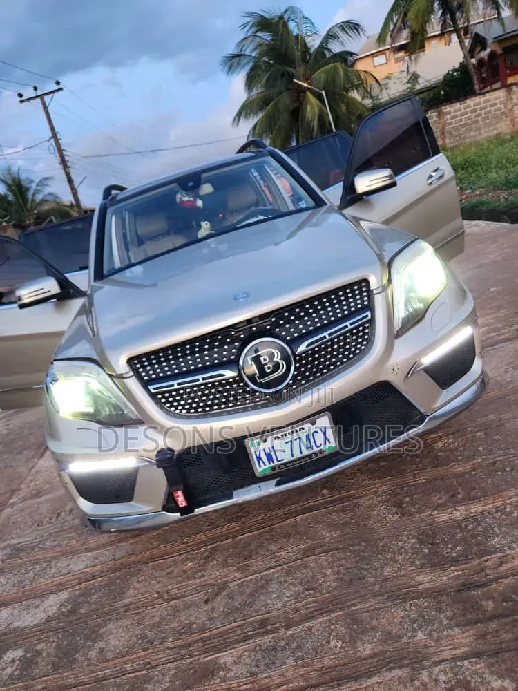 Mercedes-Benz GLK-Class 2012 Gold