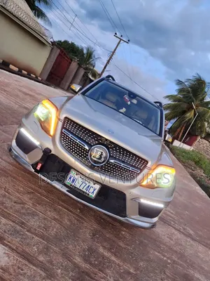 Mercedes-Benz GLK-Class 2012 Gold
