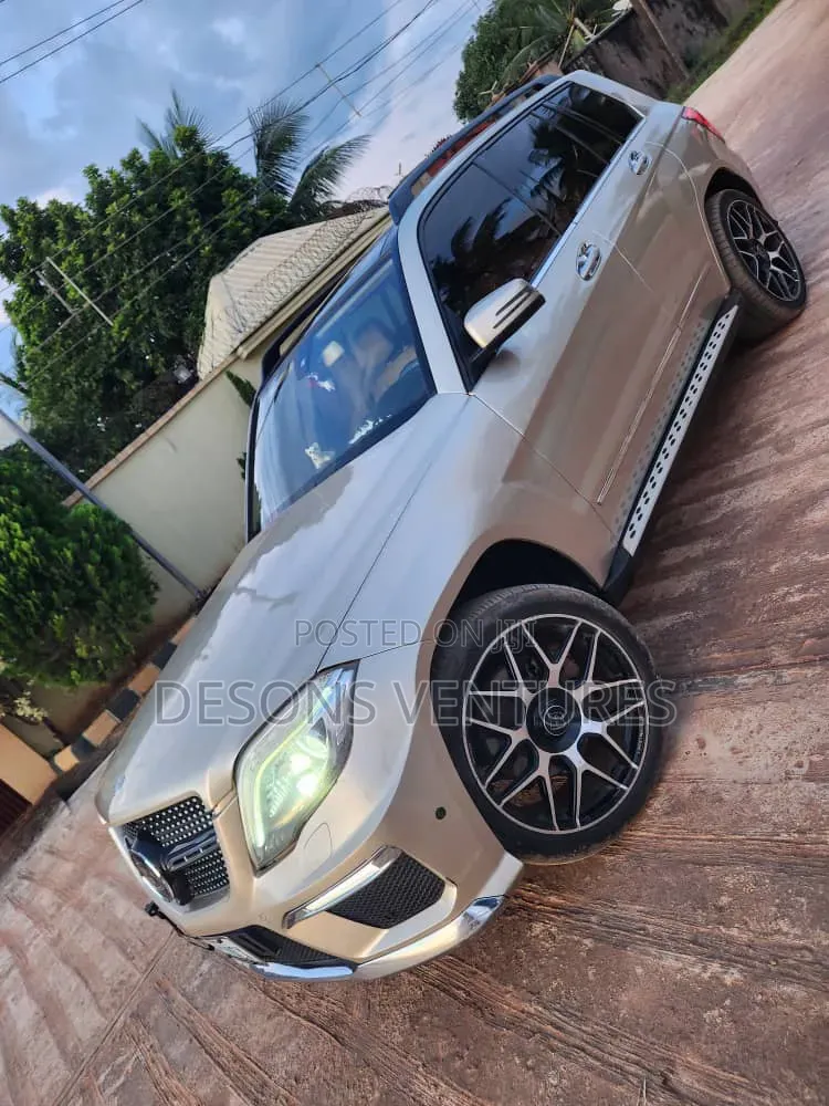 Mercedes-Benz GLK-Class 2012 Gold