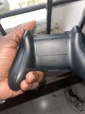 Xbox One S Wireless Controller