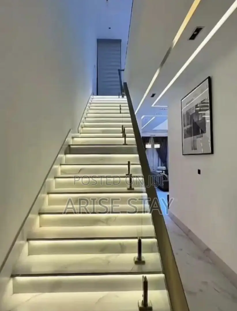 5-Bedroom Duplex With Private Pool, Cinema, Bathtub Ps5