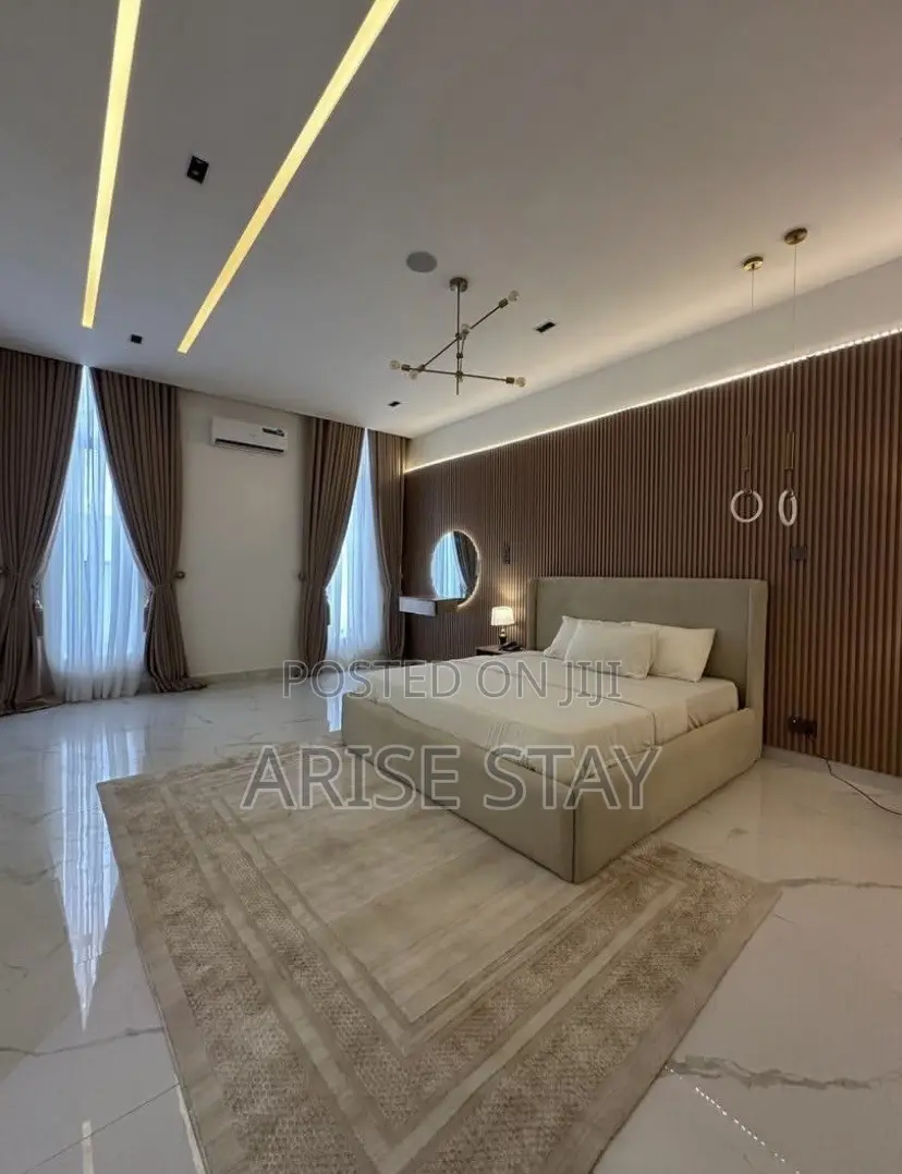 5-Bedroom Duplex With Private Pool, Cinema, Bathtub Ps5