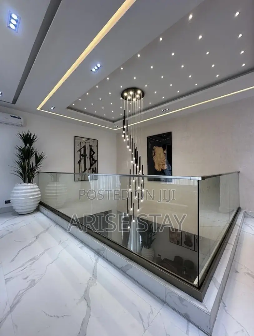 5-Bedroom Duplex With Private Pool, Cinema, Bathtub Ps5
