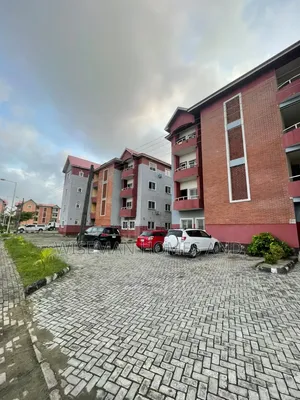 3bdrm Apartment in Housing Estate for sale