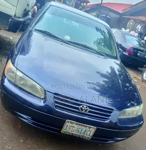 Toyota Camry Automatic 1999 Blue