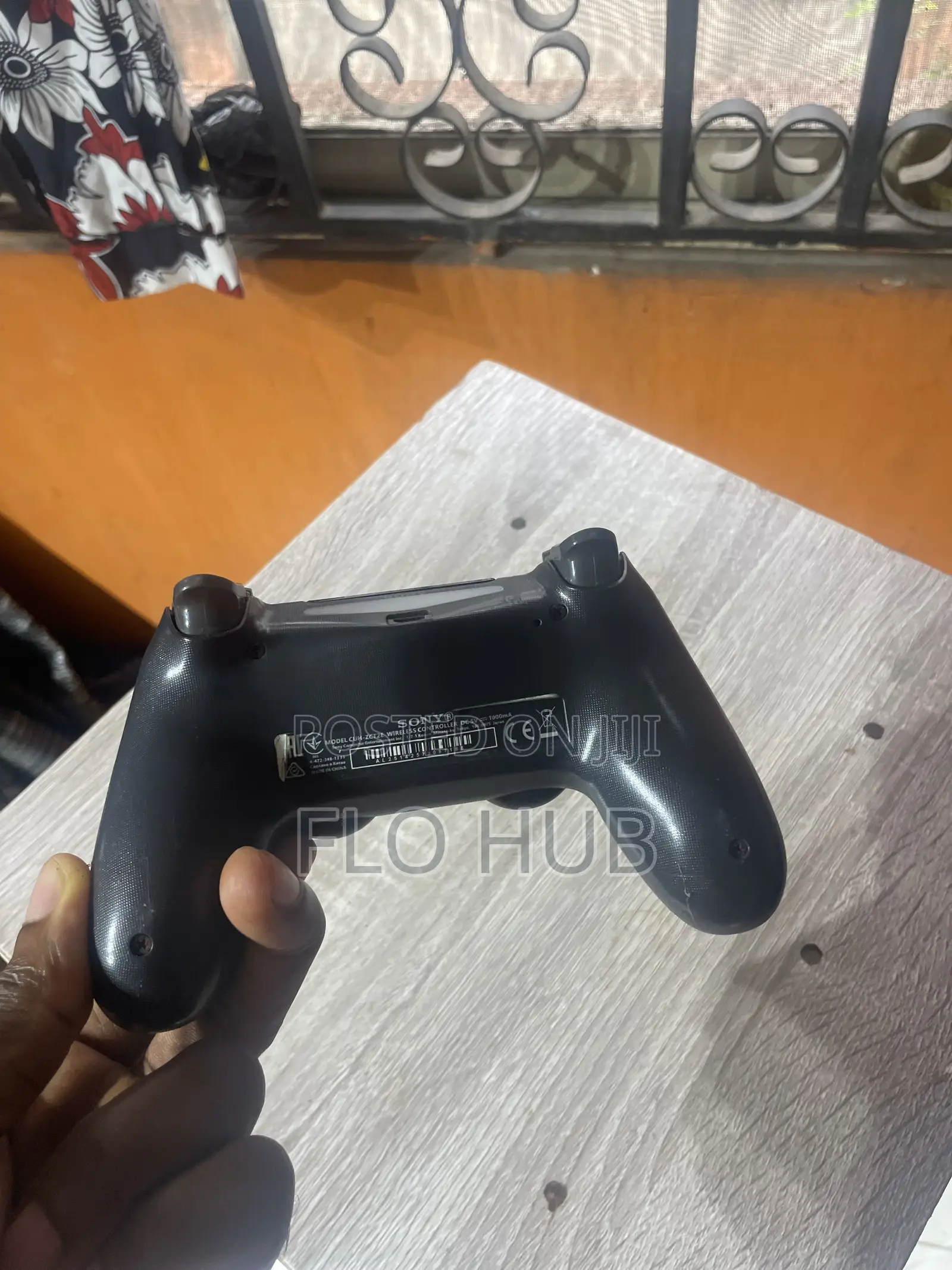 Used PS4 DualShock 4 Wireless Controller