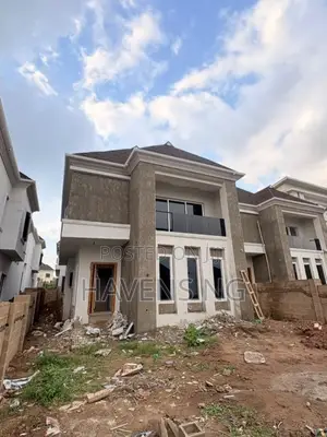 4bdrm Duplex in Akobo for sale
