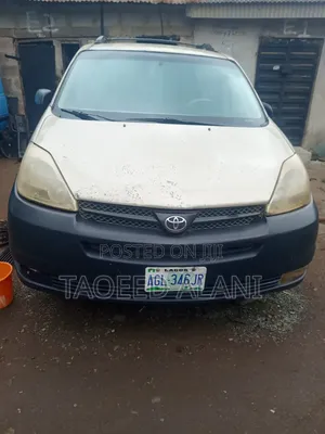 Toyota Sienna 2006 Silver