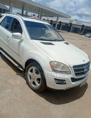 Mercedes-Benz M Class 2009 White