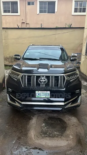 Toyota Land Cruiser Prado 2012 Black