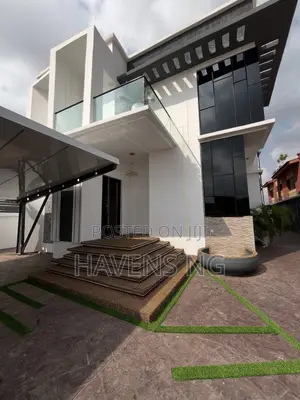 4bdrm Duplex in Oluyole for sale