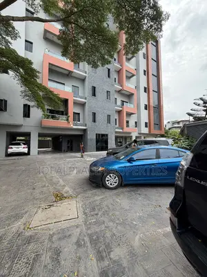 3bdrm Apartment in Victoria Island for rent