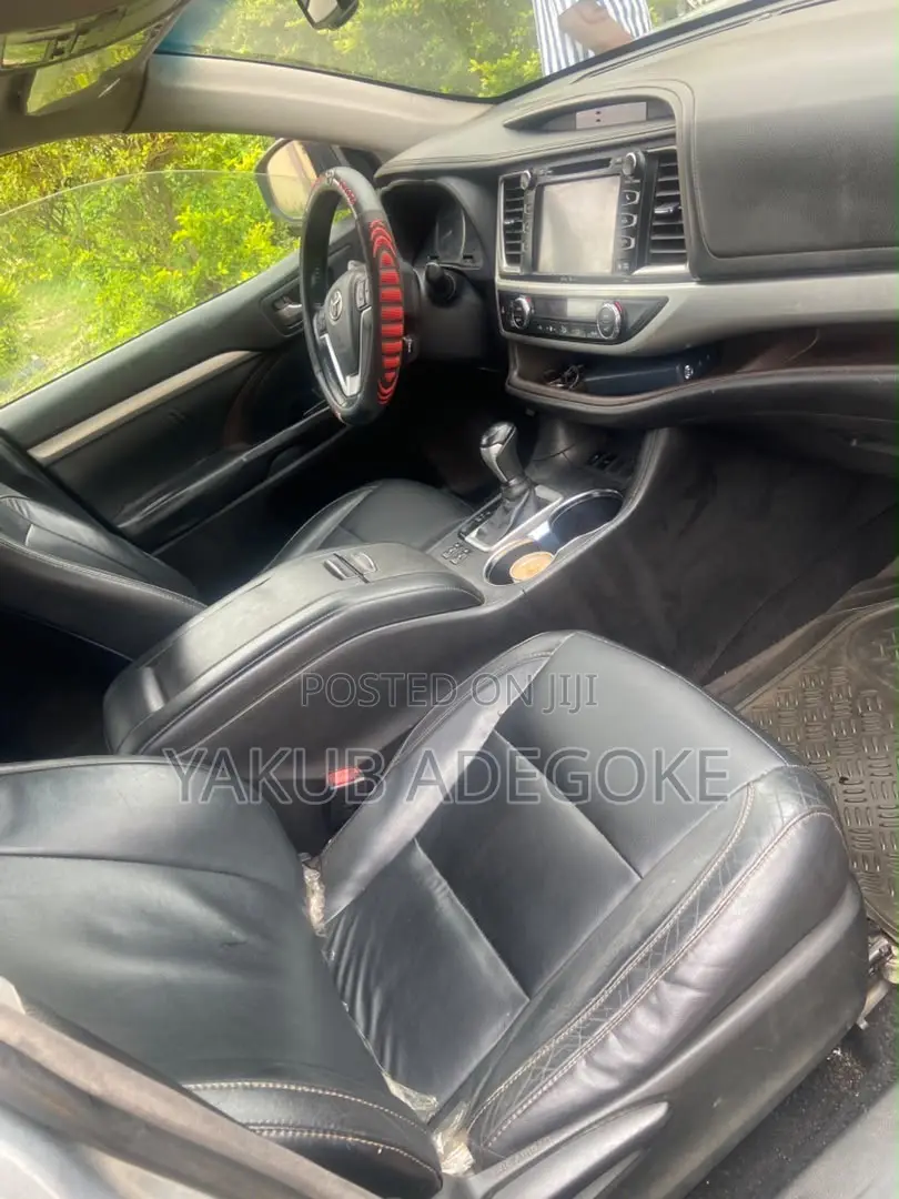 Toyota Highlander 2015 Gray