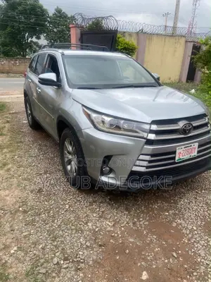 Toyota Highlander 2015 Gray