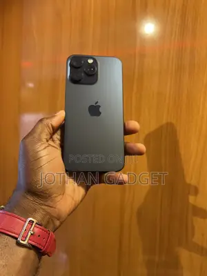 Apple iPhone 15 Pro Max 512 GB Black