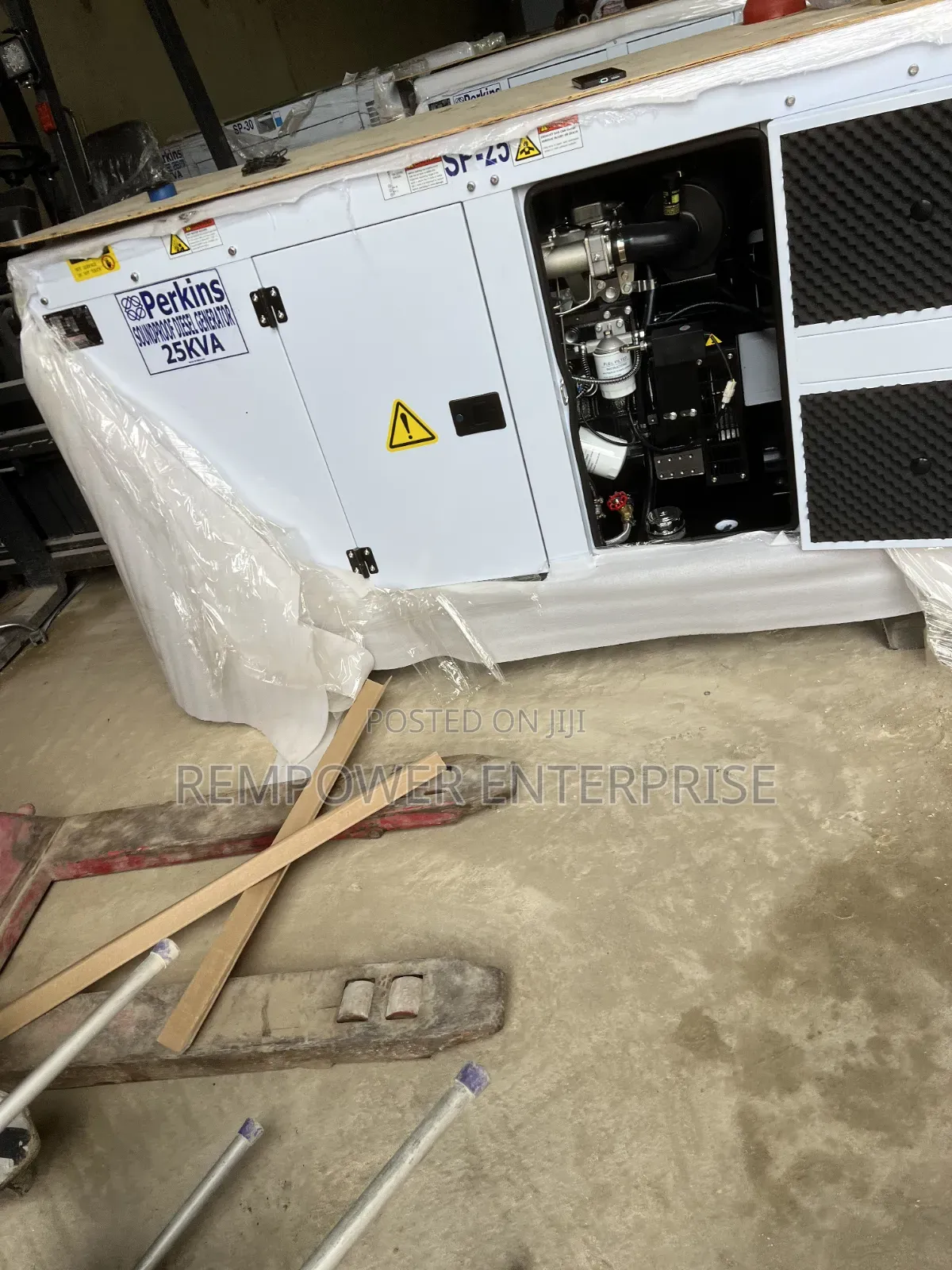 Perkins 25kva Soundproof Generator
