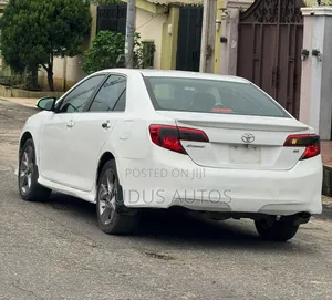 Toyota Camry 2012 White