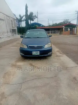 Toyota Corolla LE 2005 Blue