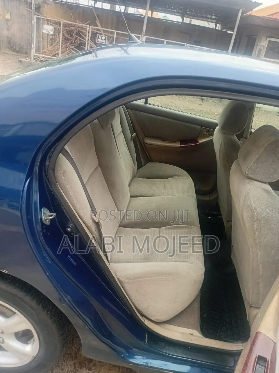 Toyota Corolla LE 2005 Blue