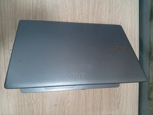 Laptop Acer Aspire E5-571 16GB Intel Core i3 HDD 500GB