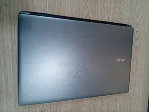 Laptop Acer Aspire E5-571 16GB Intel Core i3 HDD 500GB