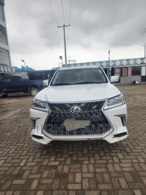 Lexus LX 2020 White