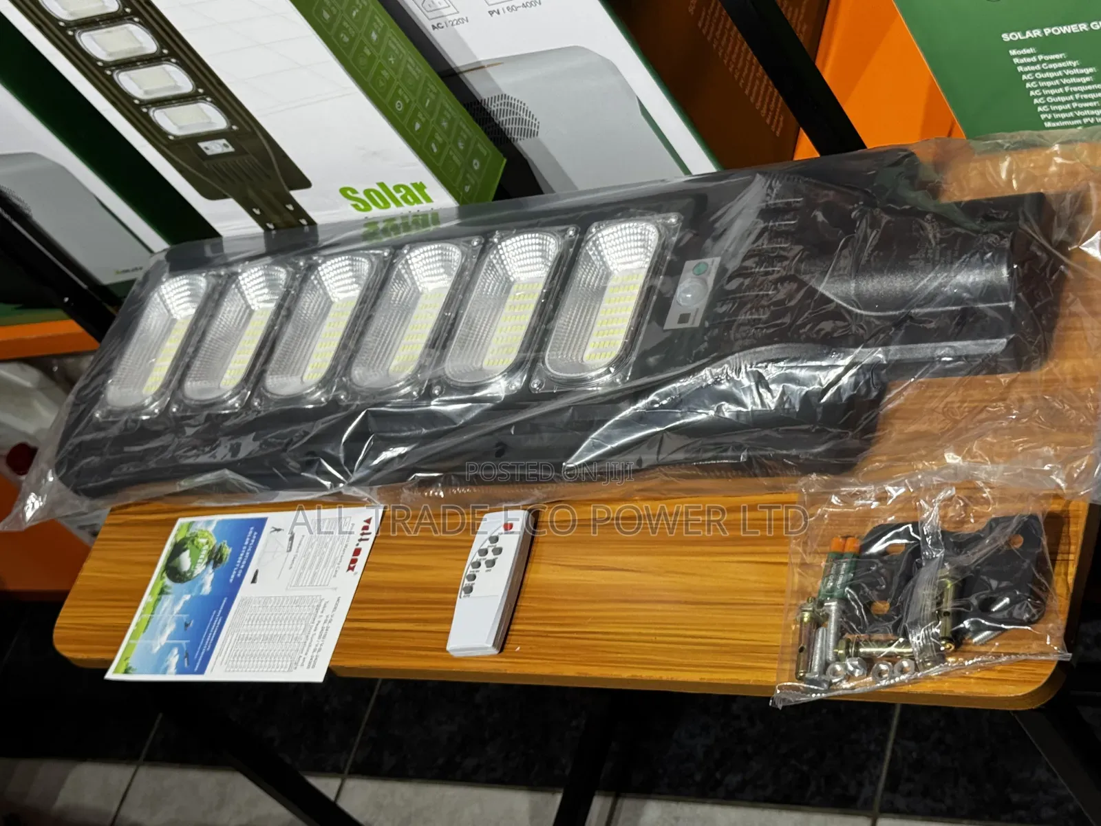 Vellmax 300 Watts 2500 Lumen Street Light
