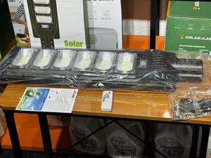 Vellmax 300 Watts 2500 Lumen Street Light