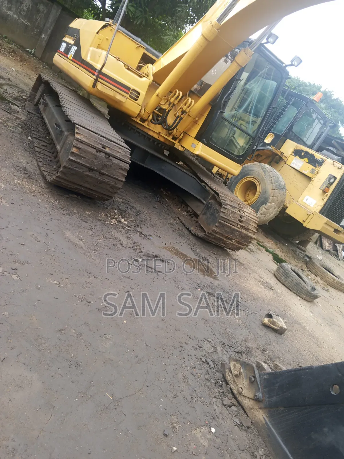 Company Used 320L