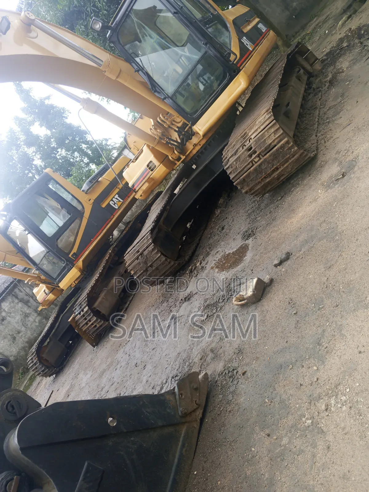 Company Used 320L