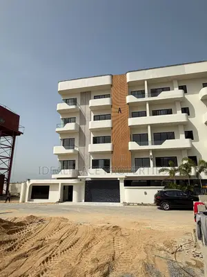 2bdrm Apartment in Lekki Phase 1 for rent