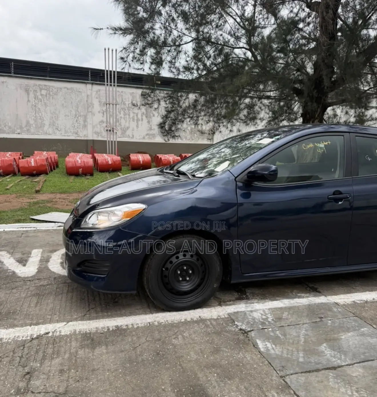 Toyota Matrix S Hatchback AWD (2.4L 4cyl 4A) 2012 Blue