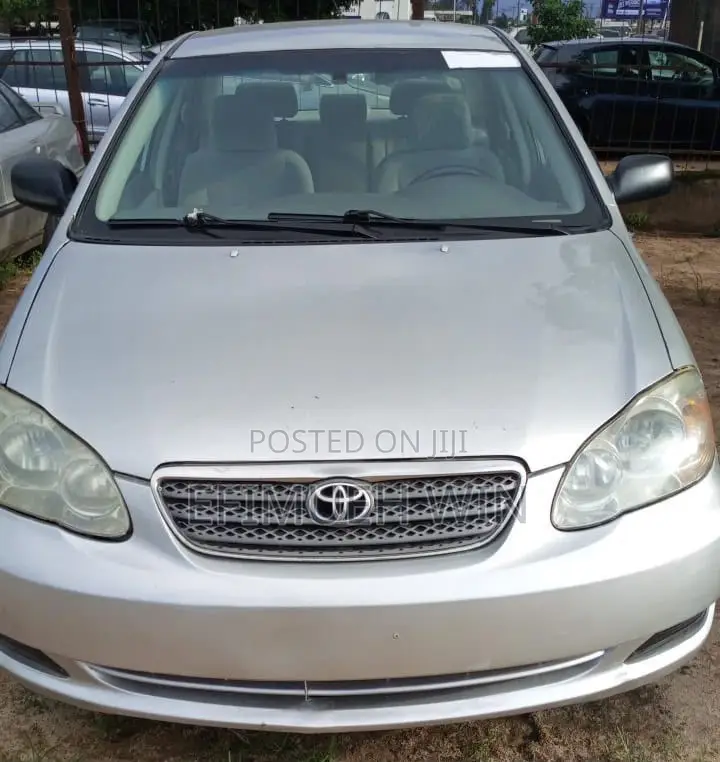 Toyota Corolla LE 2006 Silver