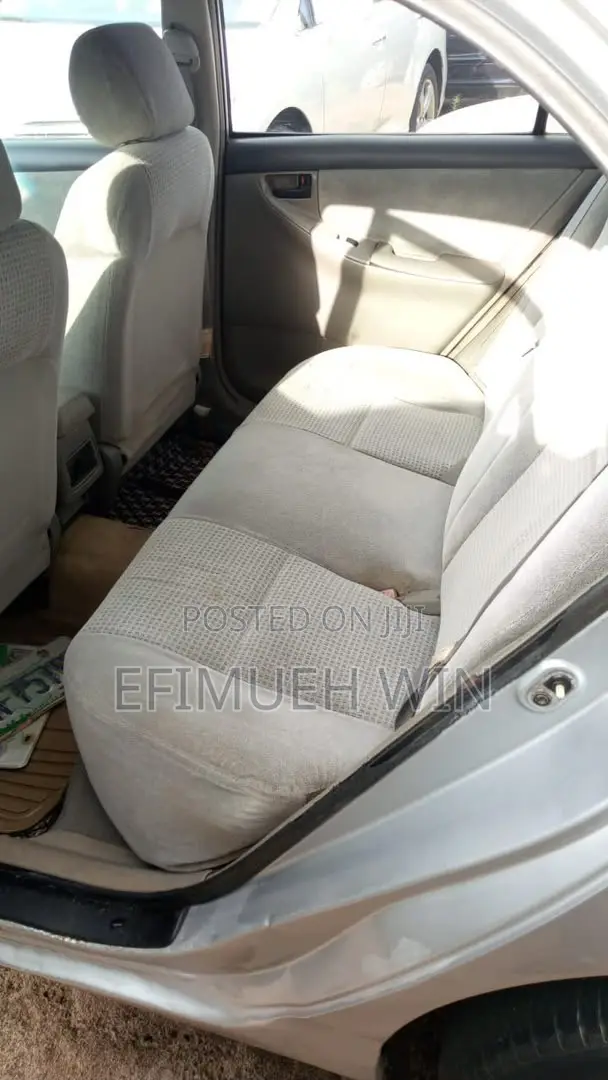 Toyota Corolla LE 2006 Silver